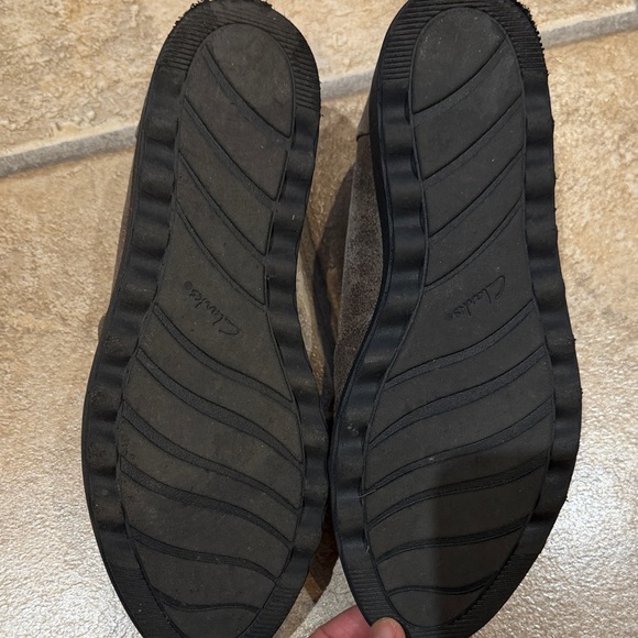 Clarks Bronze Knot Detail Loafers - Picture 4 of 5